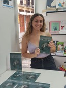 Ana Ortiz firma a viva voz su libro en Granada